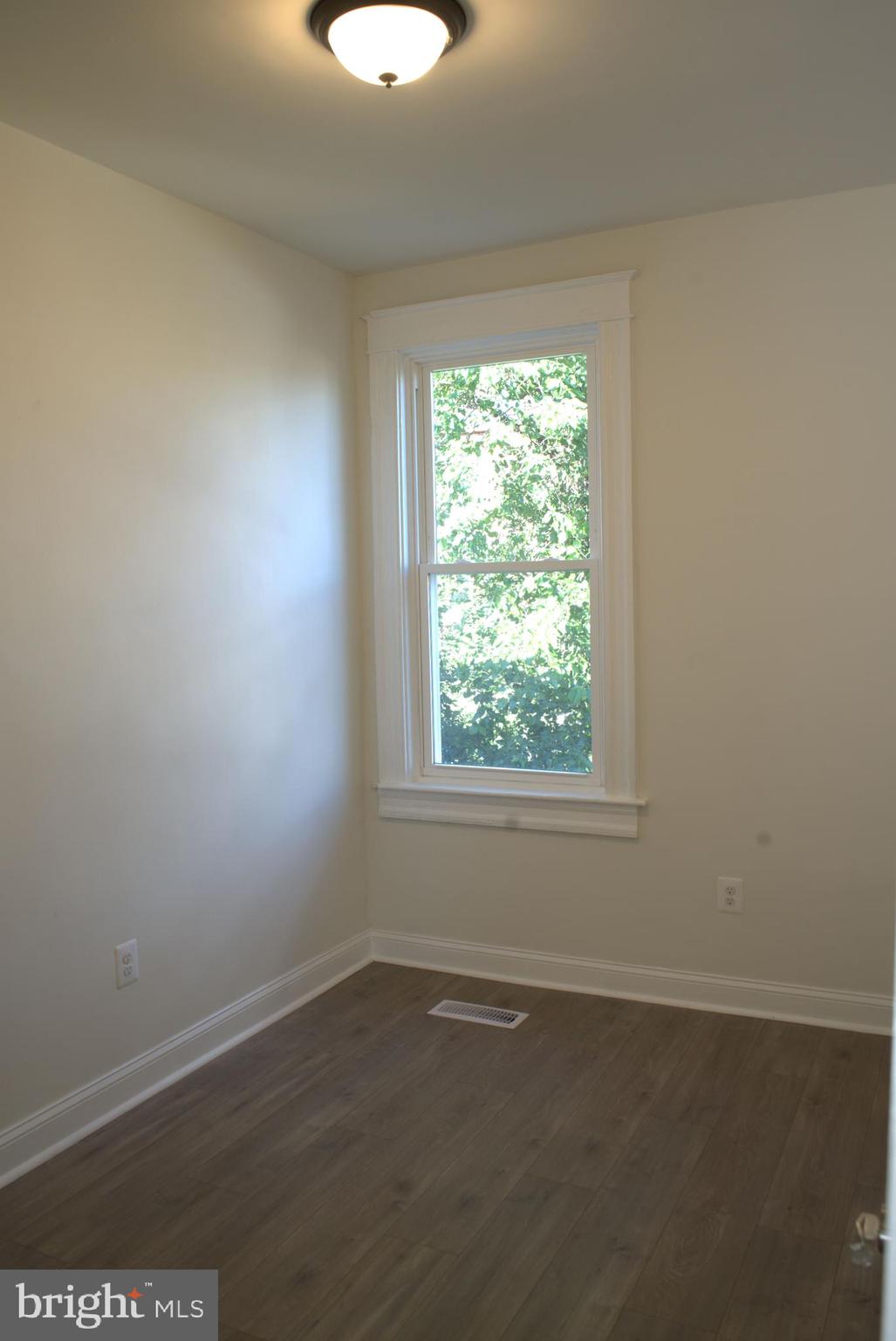 117 South Wickham Road Baltimore, MD 21229 - Photo 79 of 121 Bed1
