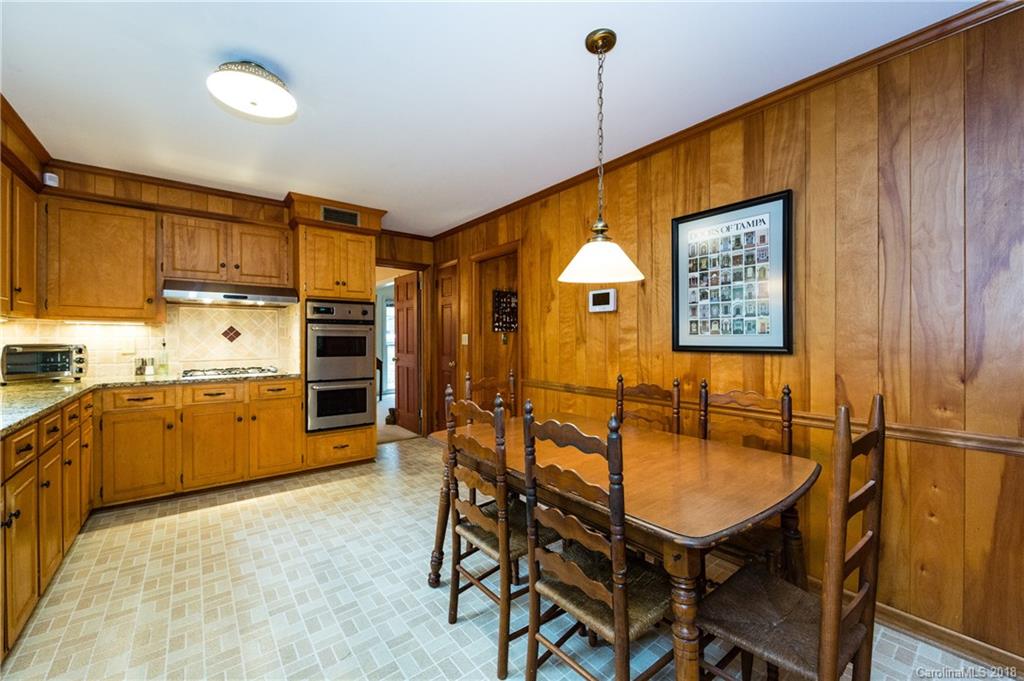 5900 Kirkpatrick Road Charlotte, NC 28211 - Photo 17 of 33