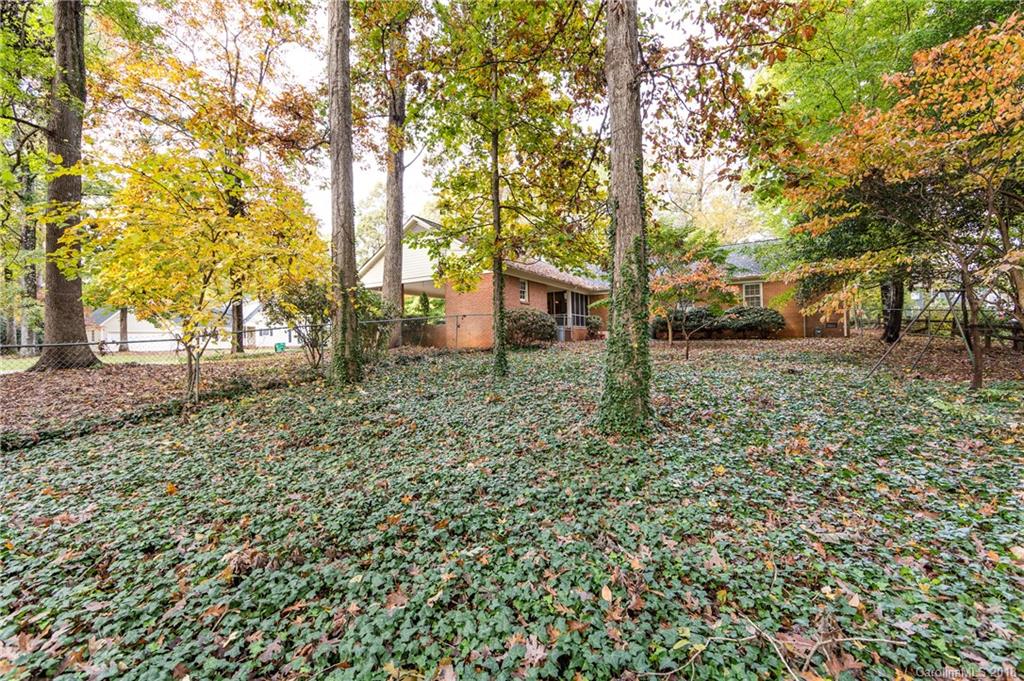 5900 Kirkpatrick Road Charlotte, NC 28211 - Photo 33 of 33