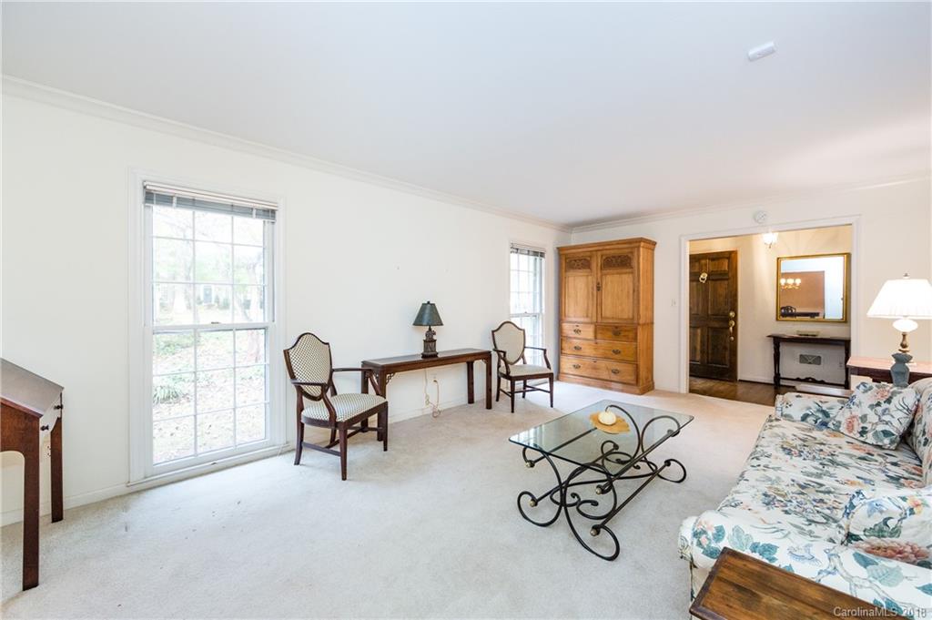 5900 Kirkpatrick Road Charlotte, NC 28211 - Photo 7 of 33