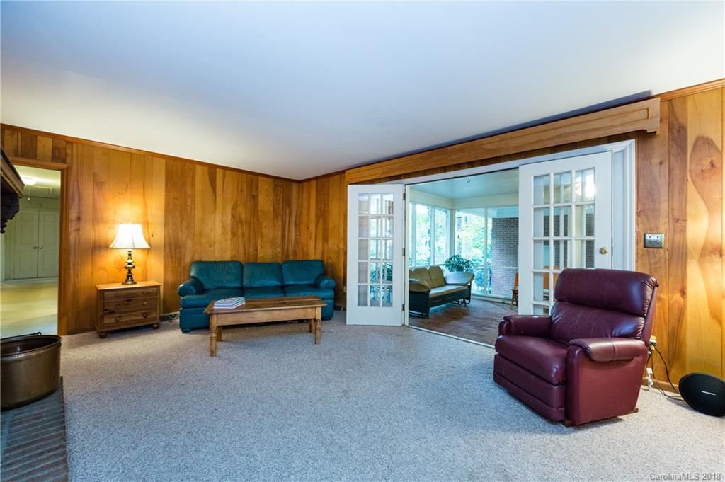 5900 Kirkpatrick Road Charlotte, NC 28211 - Photo 10 of 33