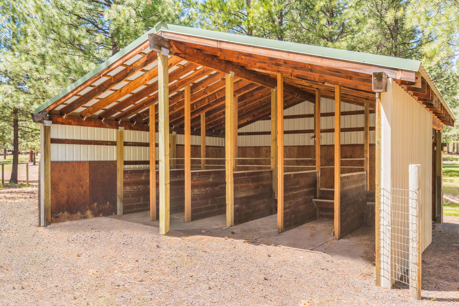 67895 Peterson Burn Road Sisters, OR 97759 - Photo 56 of 63 56 Pole Barn