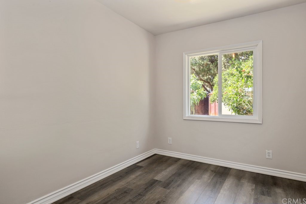 722 West E Street Ontario, CA 91762 - Photo 15 of 31