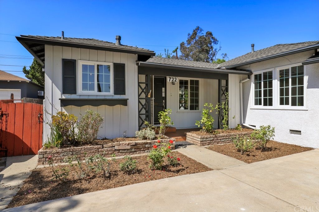 722 West E Street Ontario, CA 91762 - Photo 3 of 31