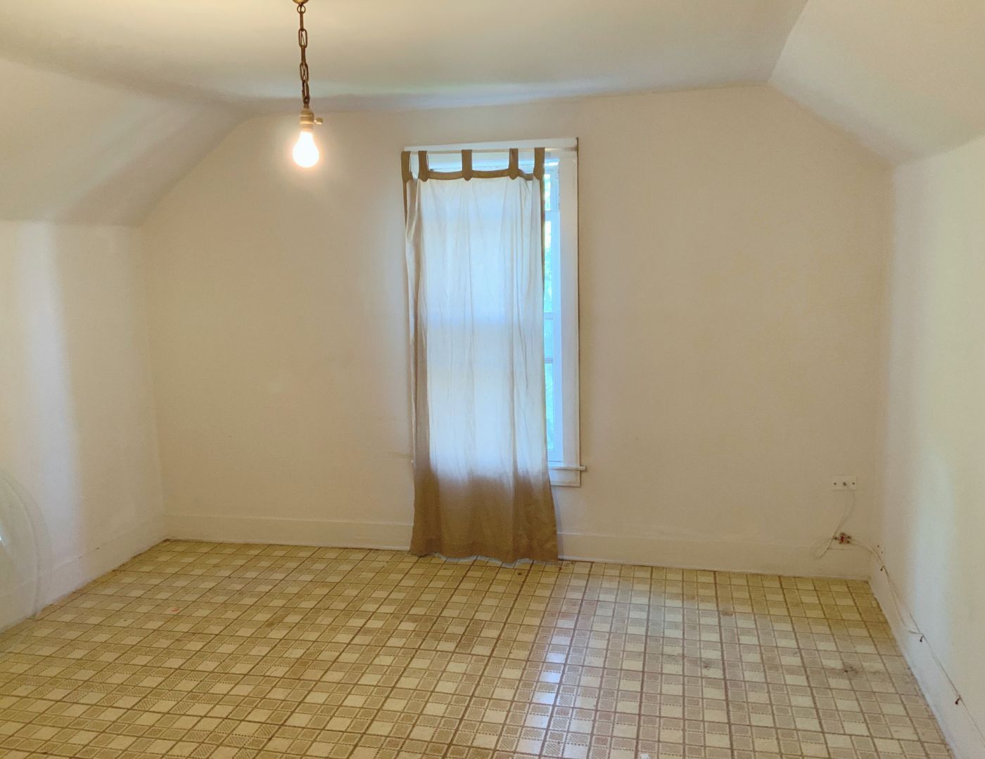 661 Abe Street Joliet, IL 60432 - Photo 8 of 16 a view of empty room