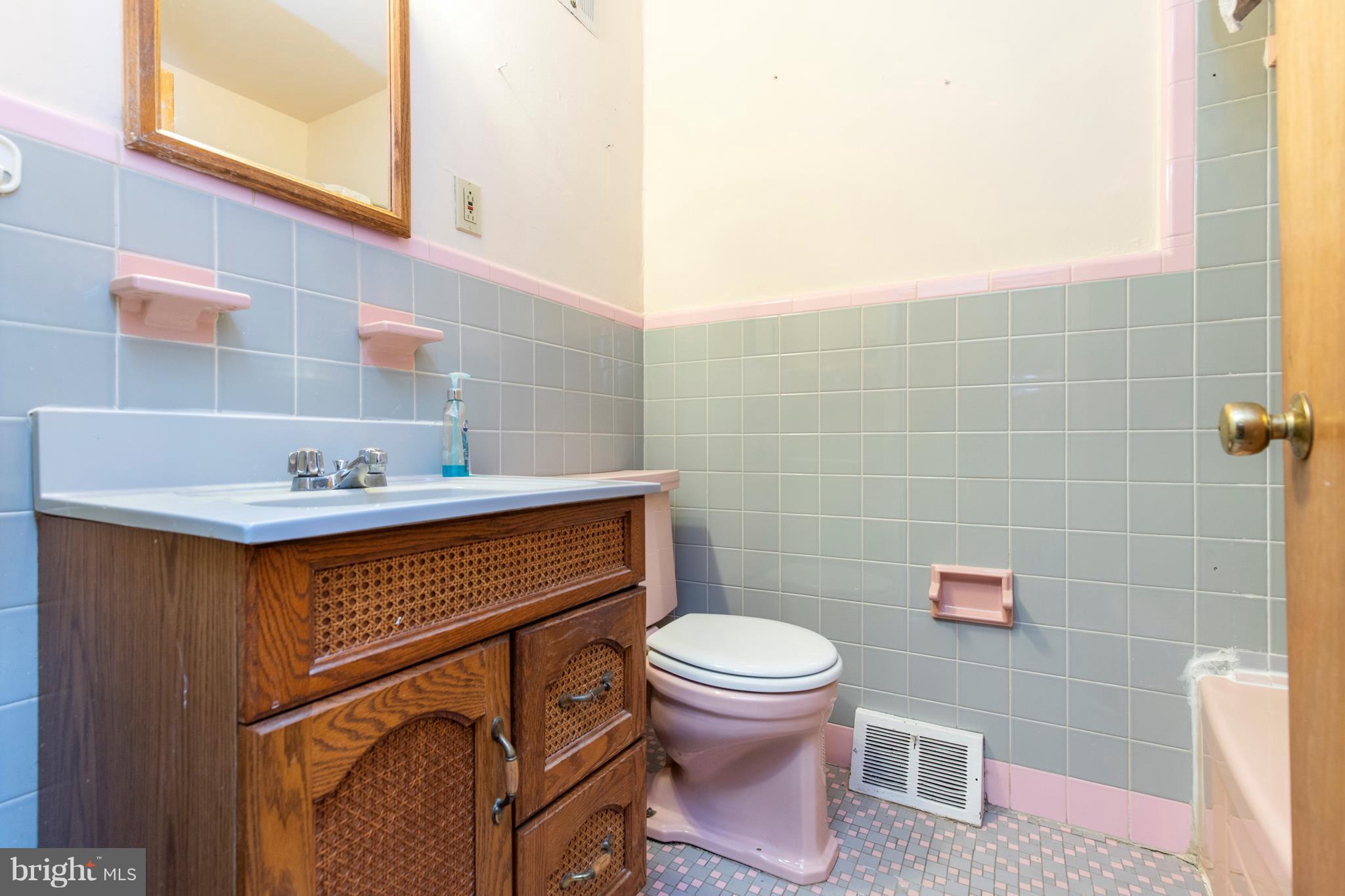 12 North Jeffrey Road Aldan, PA 19018 - Photo 10 of 21 Gallery Image 10
