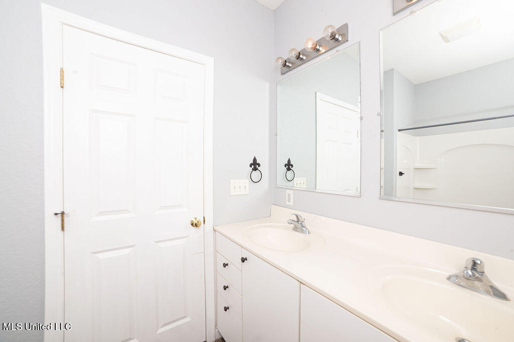 9261 Kiln Waveland Cutoff Road Bay St. Louis, MS 39520 - Photo 13 of 27 IMG_6641