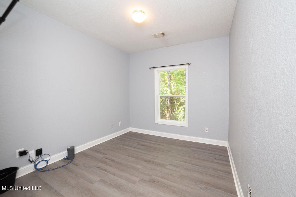 9261 Kiln Waveland Cutoff Road Bay St. Louis, MS 39520 - Photo 17 of 27 IMG_6654