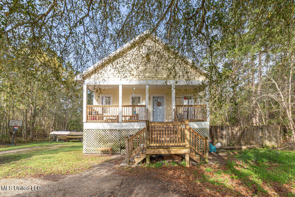 9261 Kiln Waveland Cutoff Road Bay St. Louis, MS 39520 - Photo 2 of 27 Front