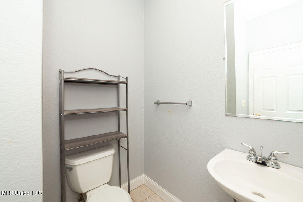 9261 Kiln Waveland Cutoff Road Bay St. Louis, MS 39520 - Photo 21 of 27 IMG_6658