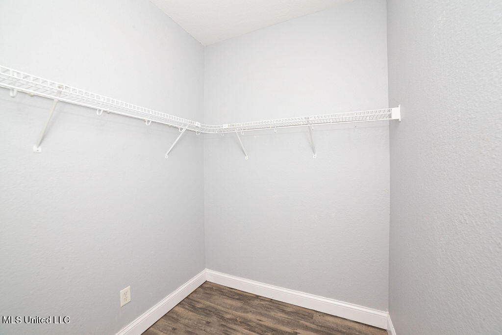 9261 Kiln Waveland Cutoff Road Bay St. Louis, MS 39520 - Photo 23 of 27 IMG_6643