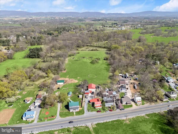 $575,000 | 8031 Sharpsburg Pike, Fairplay, MD 21733