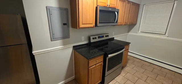 $1,750 | 77 Green Street, Unit 1, Lynn, MA 01902