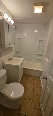 $1,750 | 77 Green Street, Unit 1, Lynn, MA 01902