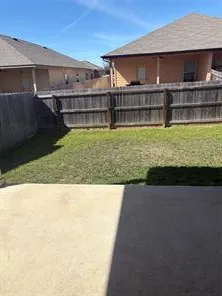 $1,650 | 142 Samuel Drive, Unit B, Buda, TX 78610