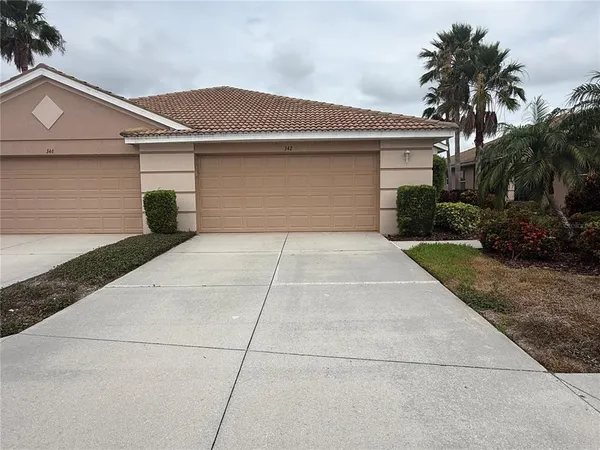 $2,400 | 342 Fairway Isles Lane, Bradenton, FL 34212