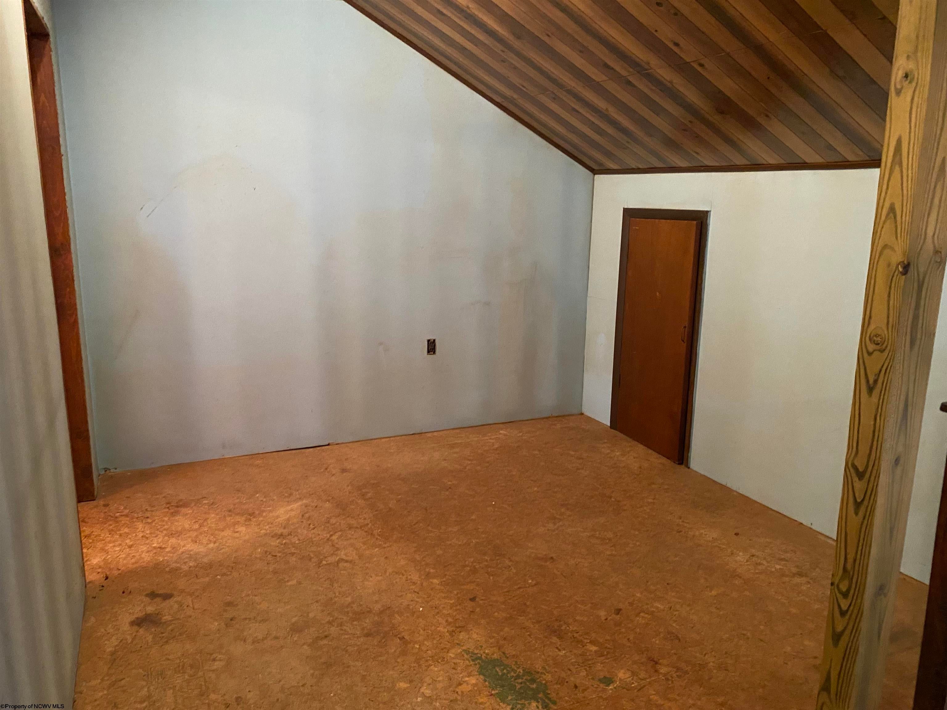 2126 Location Road Parsons, WV 26287 - Photo 18 of 50 Gallery Image 18