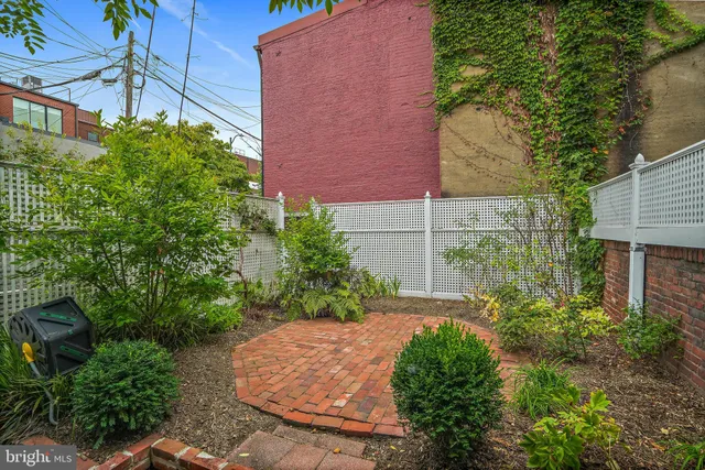 $1,025,000 | 316 5th Street Northeast, Washington, DC 20002