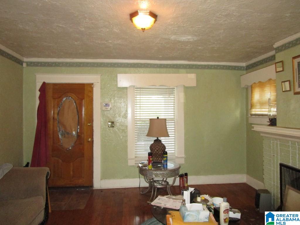 4916 Avenue R Birmingham, AL 35208 - Photo 3 of 28