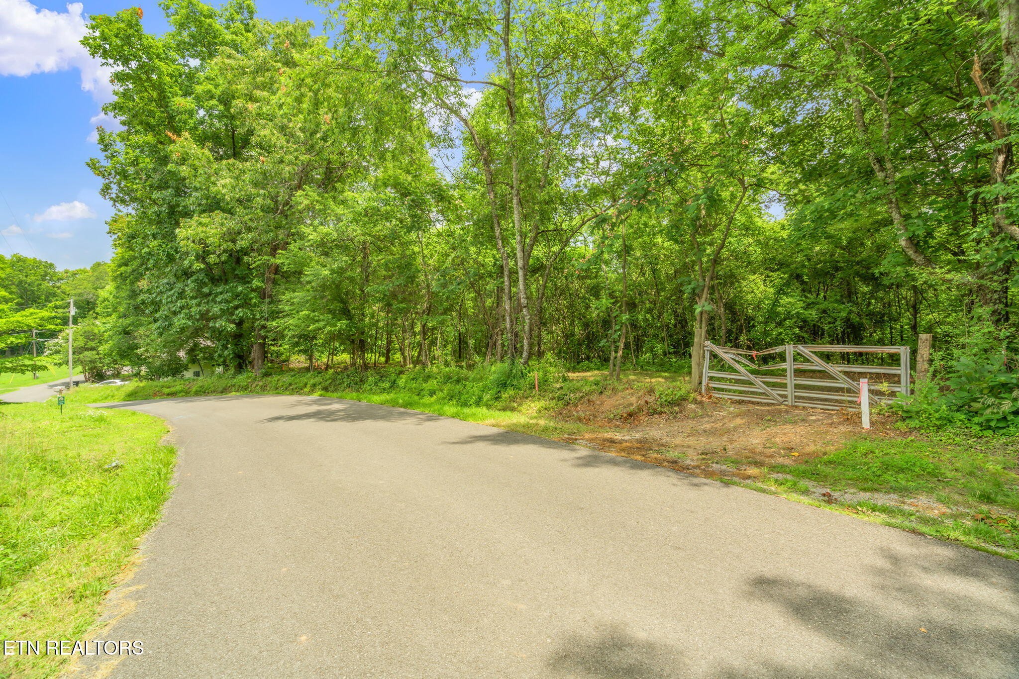 2 Black Oak Road Clinton, TN 37716 - Photo 11 of 16 Gallery Image 11