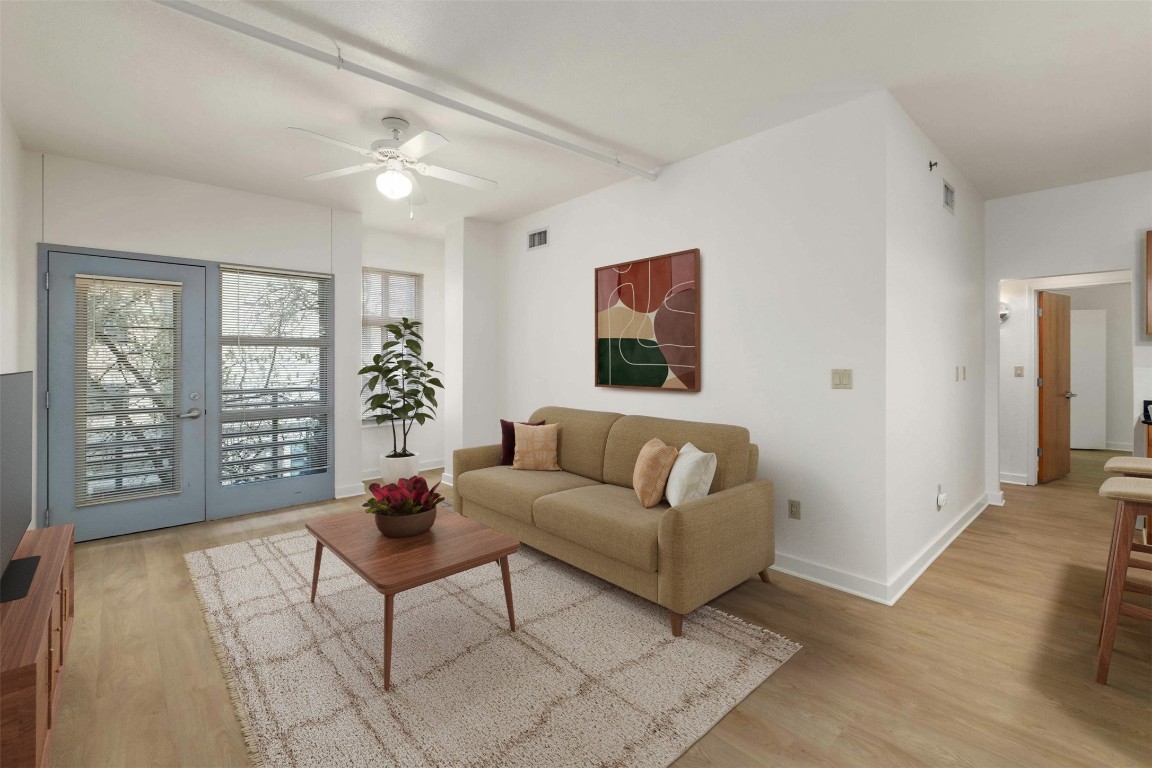 711 West 26th St Unit 310  