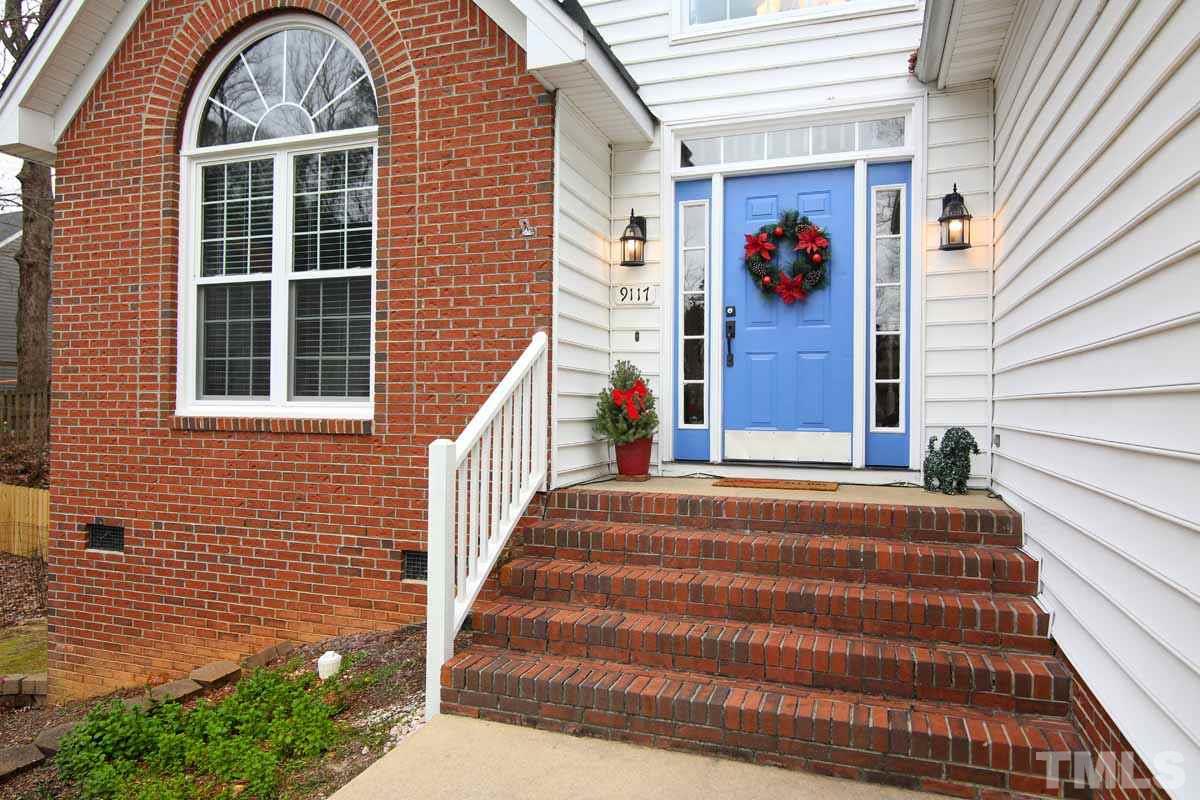 9117 Castleton Lane Raleigh, NC 27615 - Photo 2 of 28 Gallery Image 2