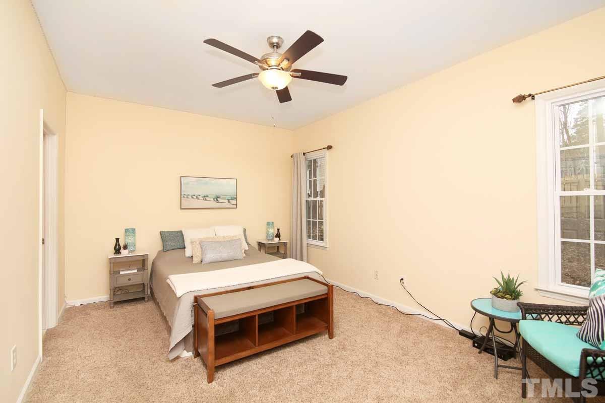9117 Castleton Lane Raleigh, NC 27615 - Photo 11 of 28 Gallery Image 11