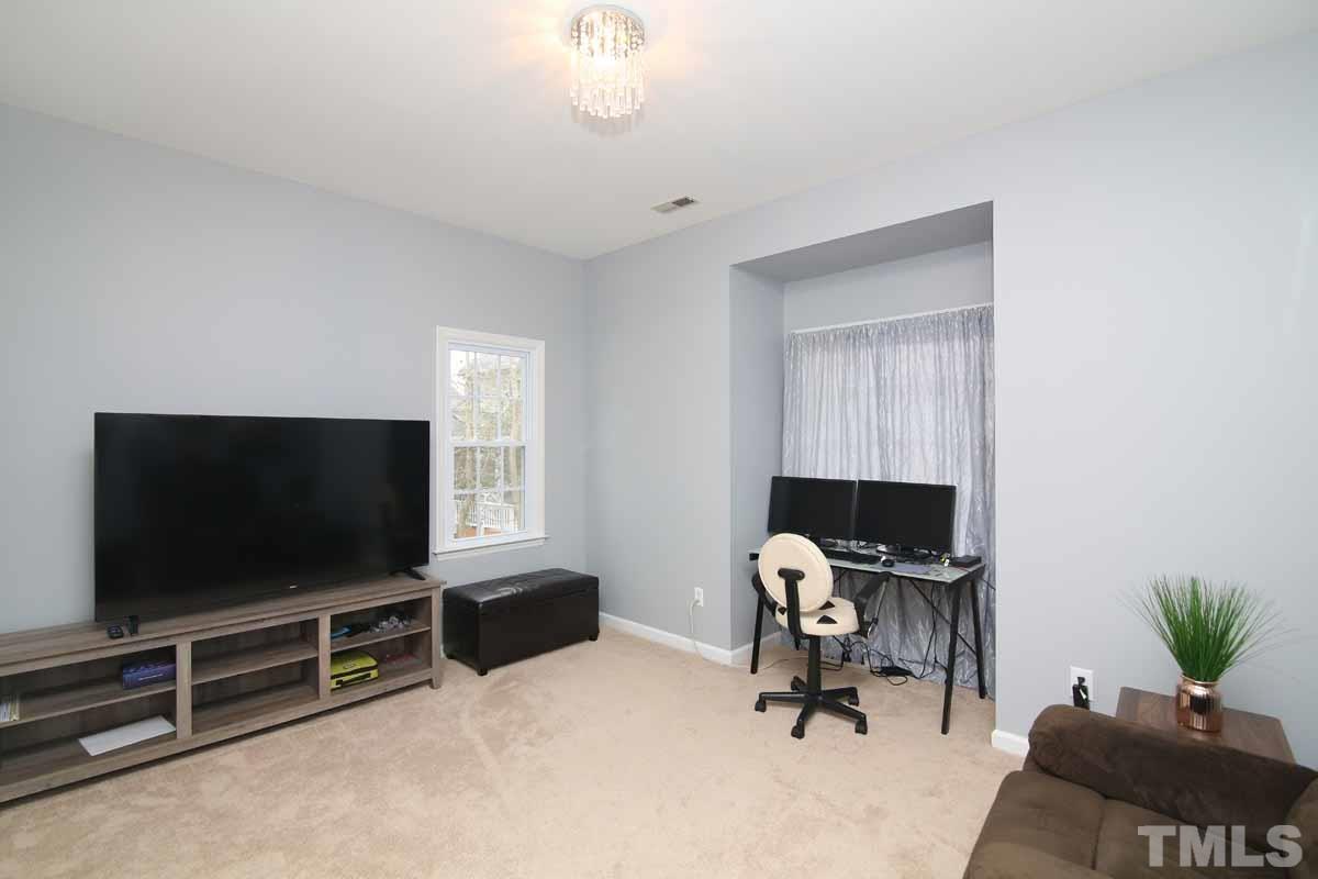 9117 Castleton Lane Raleigh, NC 27615 - Photo 22 of 28 Gallery Image 22