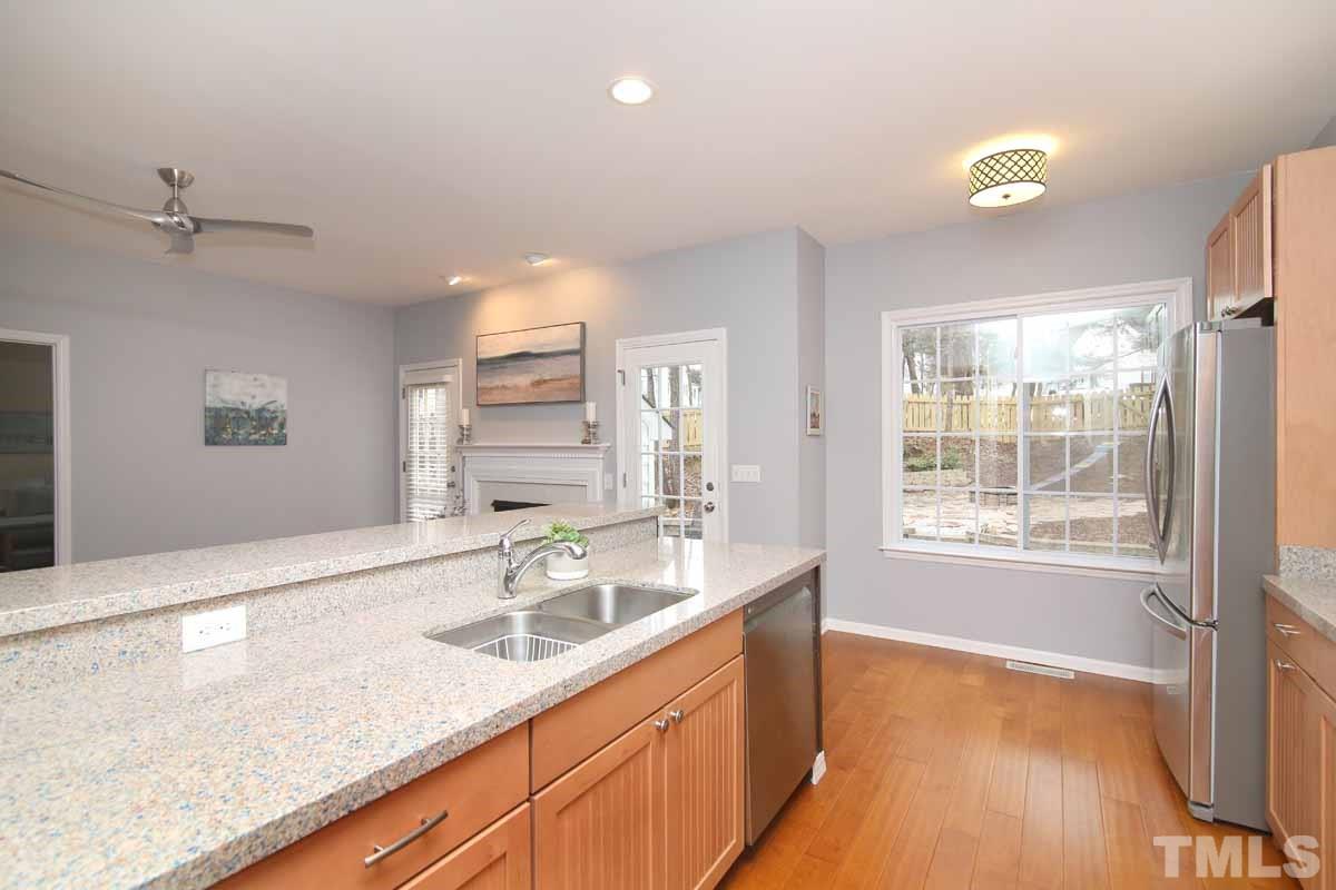 9117 Castleton Lane Raleigh, NC 27615 - Photo 8 of 28 Gallery Image 8