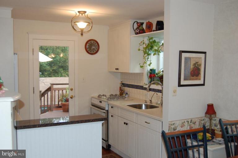 3808 Ralph Road Silver Spring, MD 20906 - Photo 18 of 25 Kitchen