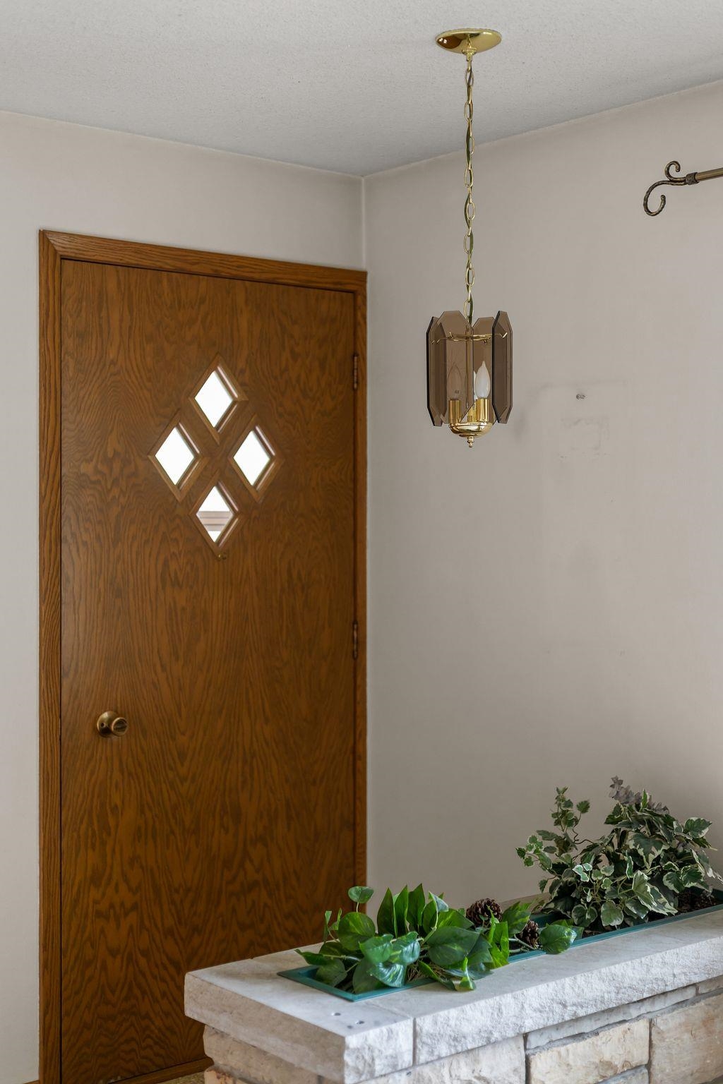 1229 East Pershing Street Appleton, WI 54911 - Photo 5 of 78 Gallery Image 5