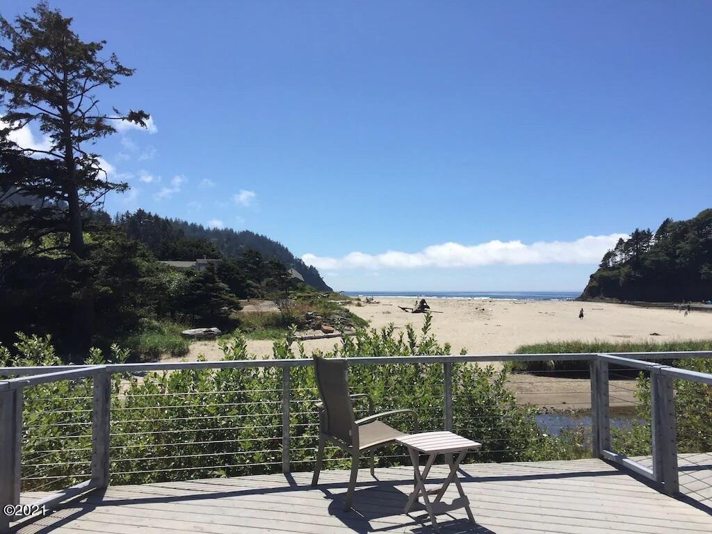 49004 Highway 101 Neskowin, OR 97149 - Photo 5 of 17 11