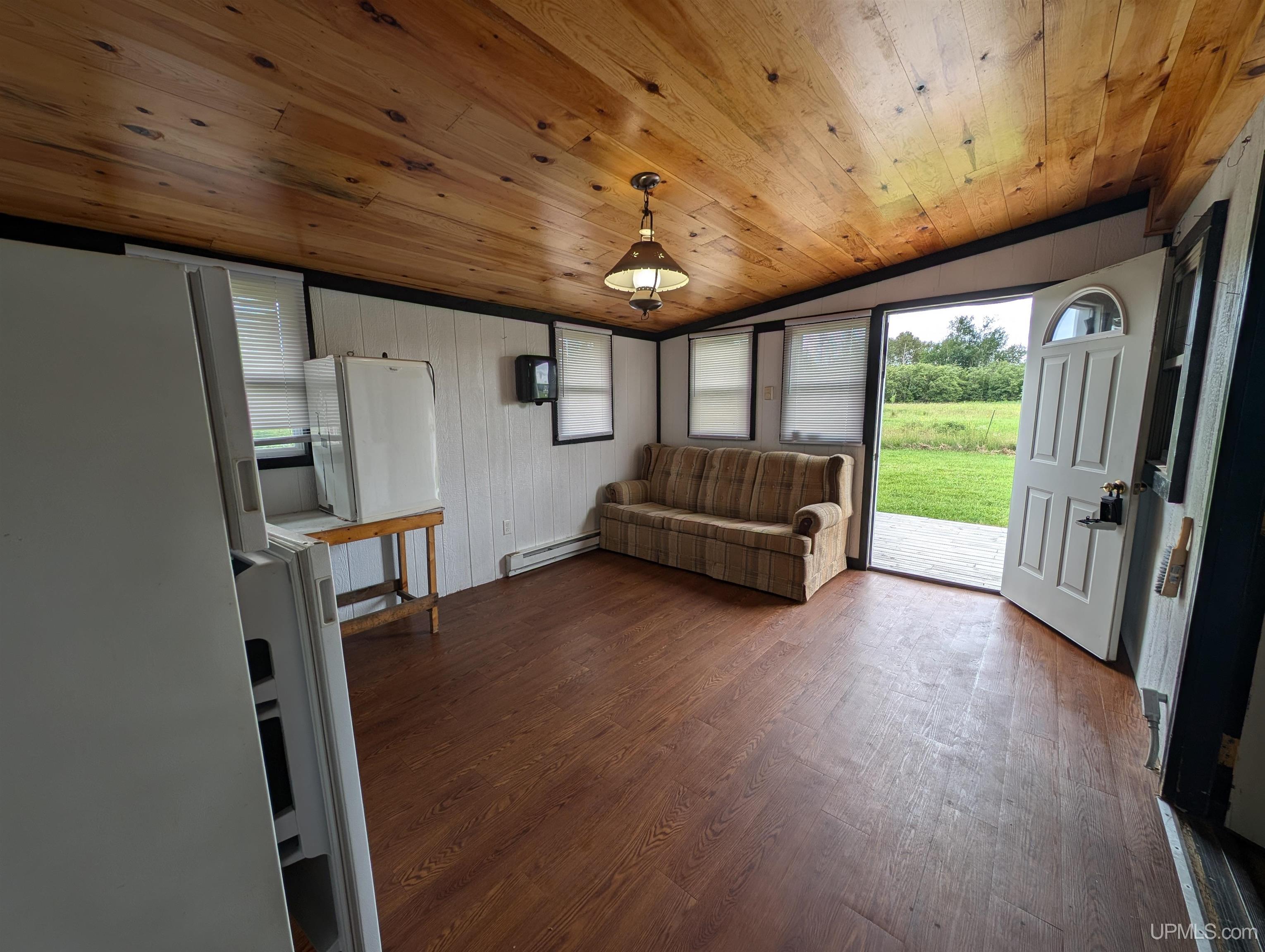 2495 W Quarry Road Gulliver, MI 49840 - Photo 8 of 32