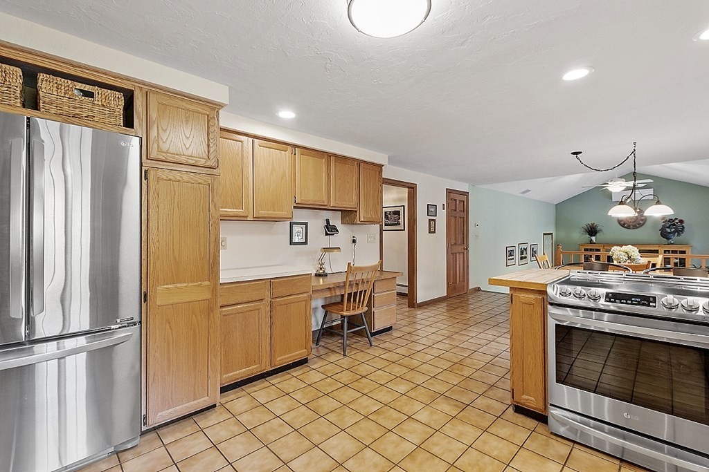 11 Old Great Road Littleton, MA 01460 - Photo 11 of 42 Gallery Image 11