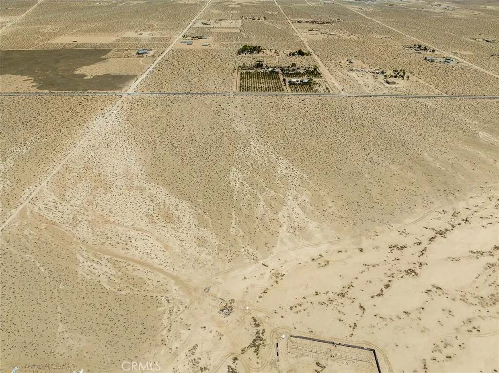 705 Cambria Road Lucerne Valley, CA 92356 - Photo 8 of 9