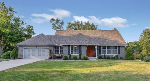 $489,950 | 9006 West 104th Terrace, Overland Park, KS 66212