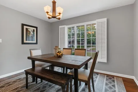 $489,950 | 9006 West 104th Terrace, Overland Park, KS 66212