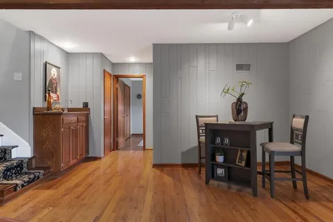 $489,950 | 9006 West 104th Terrace, Overland Park, KS 66212