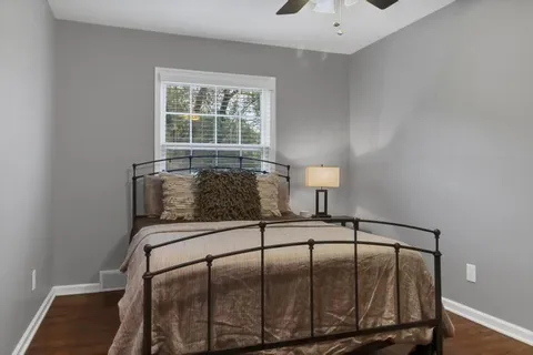 $489,950 | 9006 West 104th Terrace, Overland Park, KS 66212