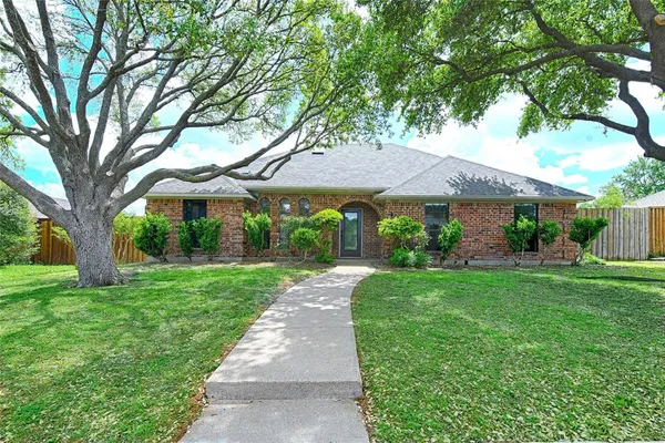 $400,000 | 2008 Winona Drive, Plano, TX 75074