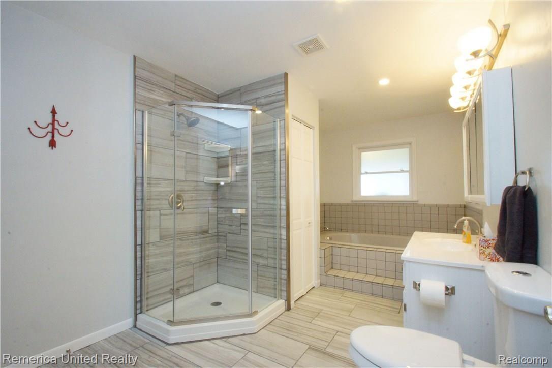 9803 Meskill Road Columbus, MI 48063 - Photo 20 of 44 Meskill027.jpg