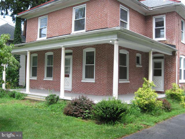 1715 Lampeter Road Lancaster, PA 17602 - Photo 2 of 14 Gallery Image 2