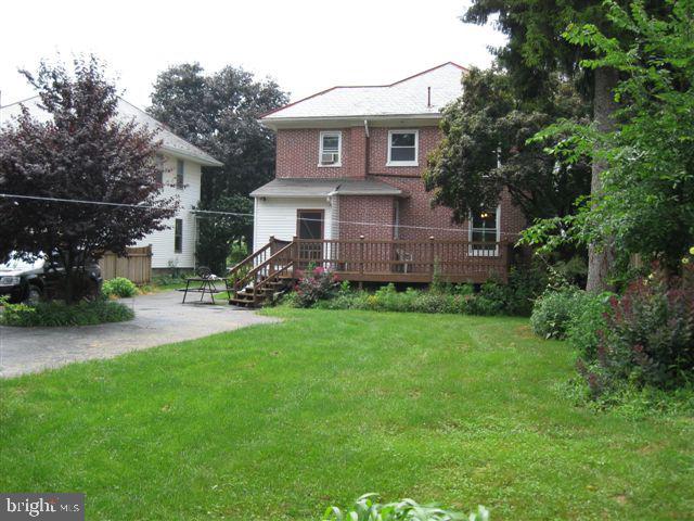 1715 Lampeter Road Lancaster, PA 17602 - Photo 3 of 14 Gallery Image 3