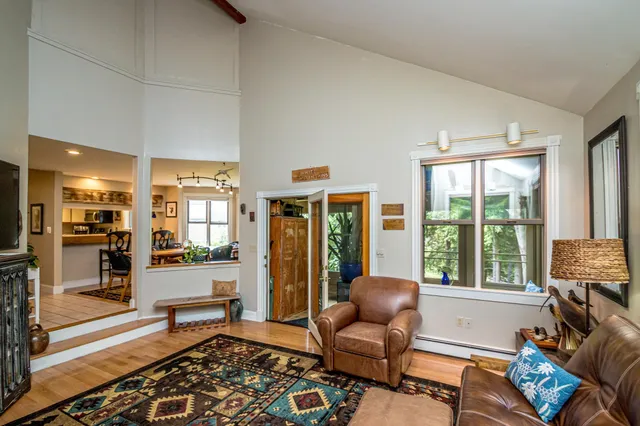 $495,000 | 4 Bartlett Pl Road, Bartlett, NH 03812