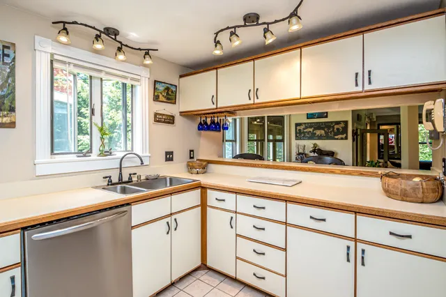 $495,000 | 4 Bartlett Pl Road, Bartlett, NH 03812