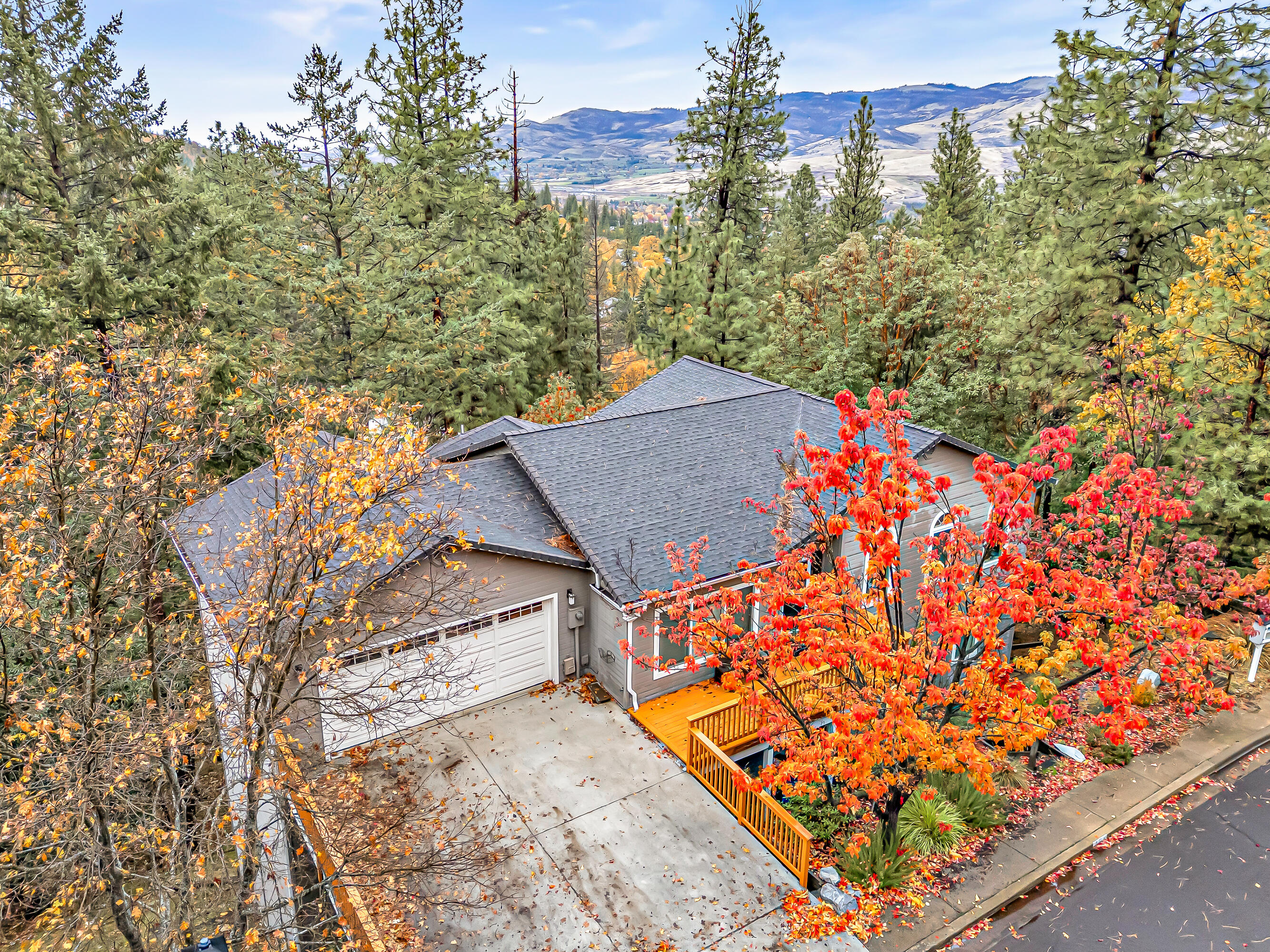 461 Waterline Road Ashland, OR 97520 - Photo 1 of 34 DJI_20251105090950_0001_D