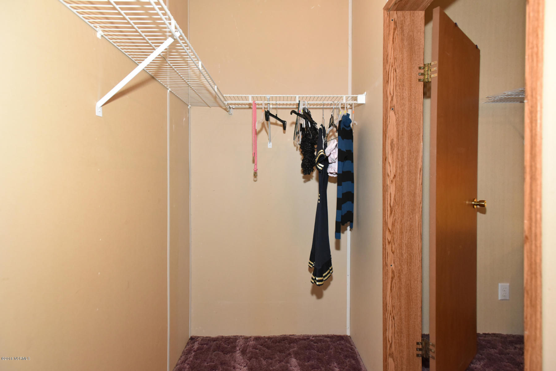 253 Francktown Road Richlands, NC 28574 - Photo 54 of 73 092 M Ensuite WIC