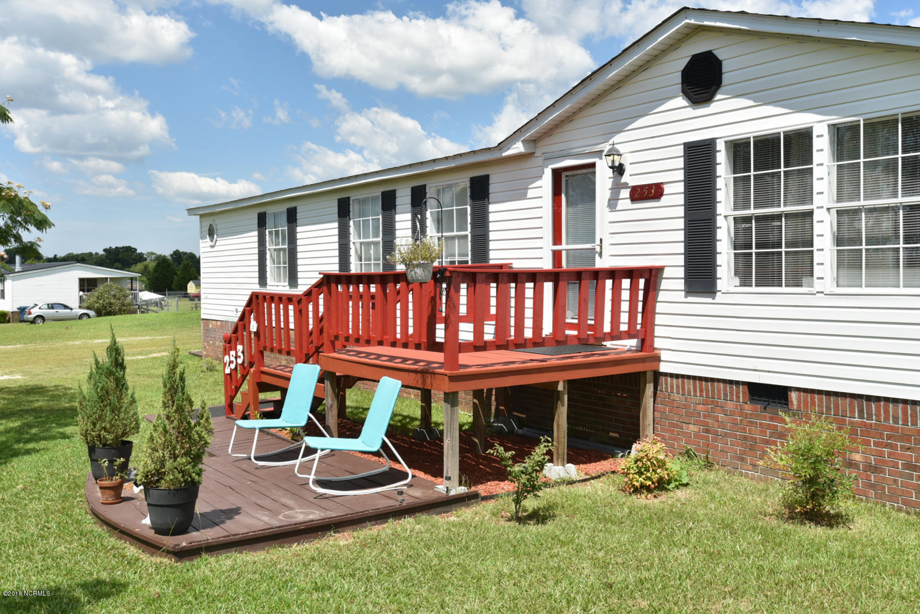 253 Francktown Road Richlands, NC 28574 - Photo 10 of 73 022 Frt Porch