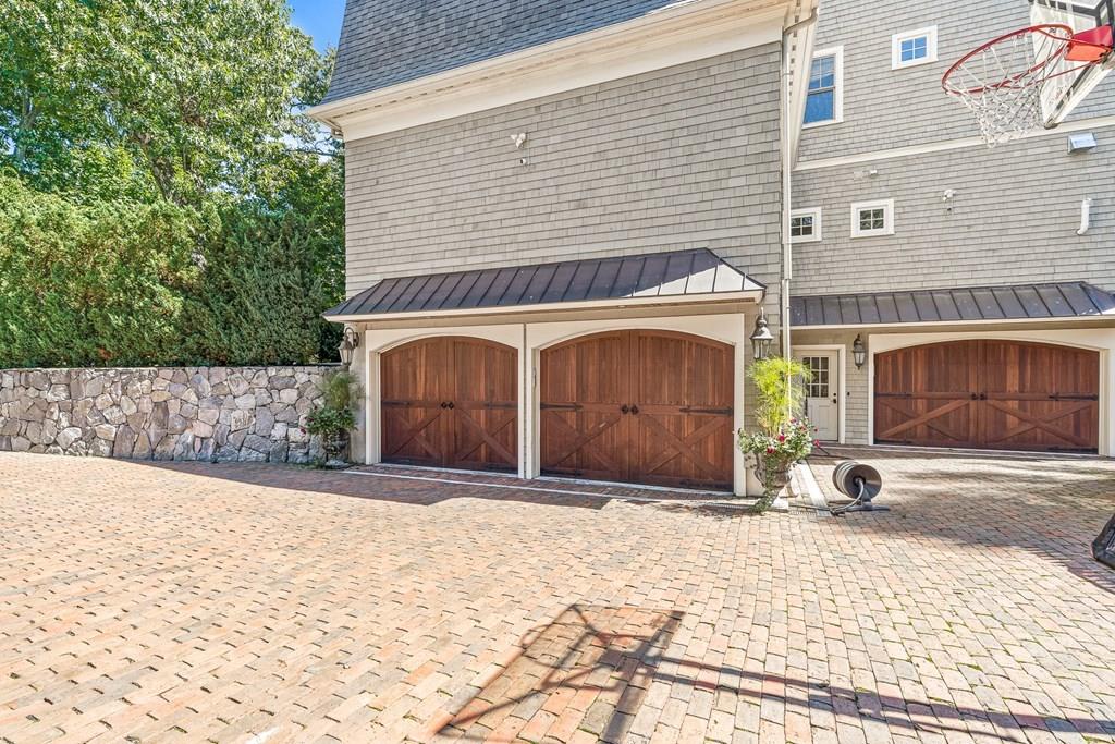 79 Lawson Road Winchester, MA 01890 - Photo 40 of 42