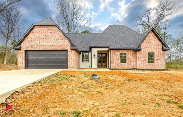 $387,000 | 1020 VOSS Road, Stonewall, LA 71078